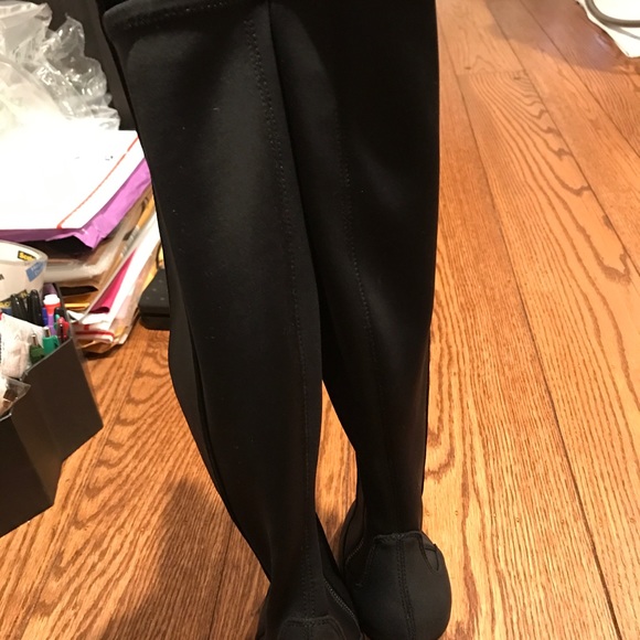 New Donald J Pliner black knee boots wide calves 6 - Picture 6 of 8